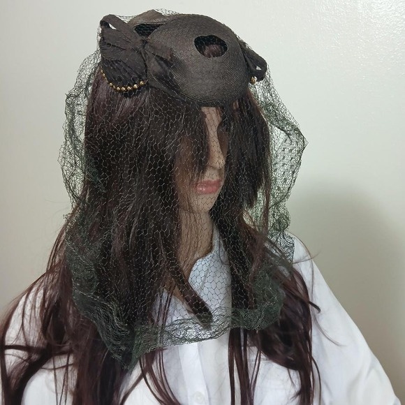 Vintage 40s/WW2 avant-garde dark brown pinup percher hat with birdcage veil - Picture 1 of 4